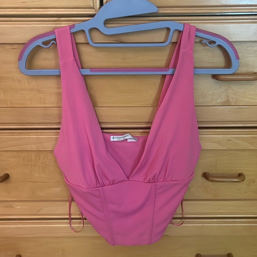 Stradivarius XS light pink going out top